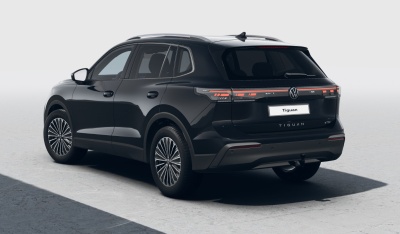 VW Tiguan 1.5 TSI Limited (pohľad zozadu)