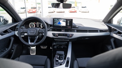 AUDI A4 limuzína 2.0 TDI Sport Edition