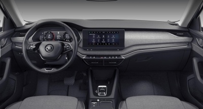 Škoda Octavia Combi 2.0 TDI Top Selection (pohľad spredu)