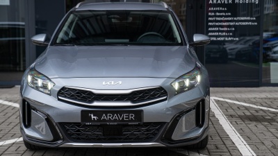 Kia XCeed 1.5 T-GDi 7DCT Gold (pohľad do interiéru)