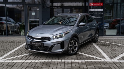 Kia XCeed 1.5 T-GDi 7DCT Gold (základný pohľad)