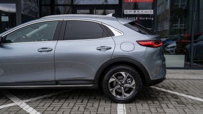 Kia XCeed 1.5 T-GDi 7DCT Gold (pohľad do interiéru)