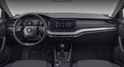 Škoda Octavia Combi 1.5 TSI Selection (pohľad spredu)