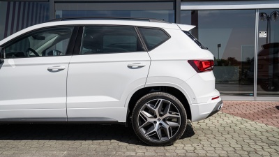 SEAT Ateca 1.5 TSI FR Max (pohľad do interiéru)