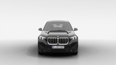 BMW X1 23i xDrive (pohľad do interiéru)