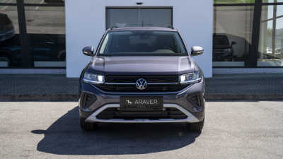 VW T-Cross 1.0 TSI Limited (pohľad zozadu)