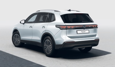VW Tiguan 1.5 eTSI Limited (pohľad zozadu)