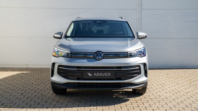 VW Tiguan 1.5 TSI Limited (pohľad zozadu)