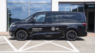 VW Multivan Style Long 2.0 TSI (pohľad zboku)