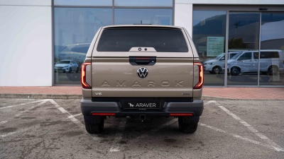 VW Amarok PanAmericana 3.0 TDI 4x4 (pohľad spredu)