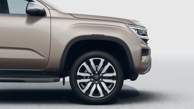 VW Amarok 3.0 TDI Aventura 4x4 (pohľad spredu)