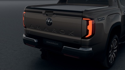 VW Amarok 3.0 TDI Aventura 4x4 (pohľad do interiéru)