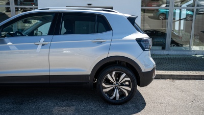 VW T-Cross 1.5 TSI Style (pohľad do interiéru)