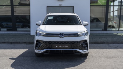VW Tiguan 1.5 eTSI R-line (pohľad zozadu)