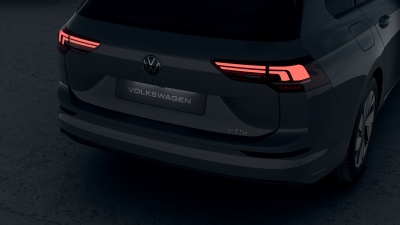 VW Golf Variant eTSI Life (pohľad do interiéru)