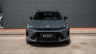 CUPRA Formentor 1.5 eTSI (pohľad do interiéru)