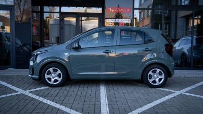 Kia Picanto 1.0 DPi Silver (pohľad zboku)