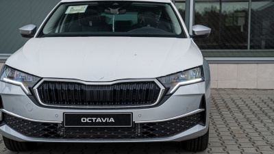 Škoda Octavia 2.0 TDI First Edition Advance (pohľad do interiéru)