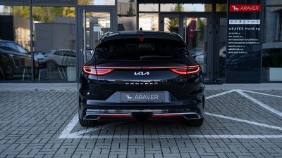 Kia ProCeed 1.5 T-GDi 7DCT GT-Line (pohľad spredu)