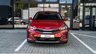 Kia XCeed 1.5 T-GDi 7DCT Gold (pohľad zozadu)