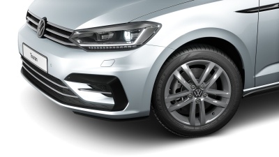 VW Touran 1.5 TSI Limited (pohľad do interiéru)