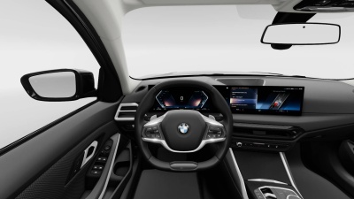 BMW 318i Sedan (pohľad do interiéru)