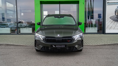 Škoda Octavia Combi 2.0 TSI RS (pohľad zozadu)