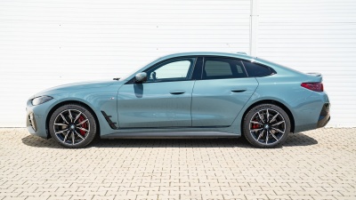 BMW i4 eDrive35 Gran Coupe (pohľad zozadu)