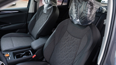 VW Tiguan 1.5 eTSI Limited (pohľad do interiéru)