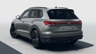 VW Touareg 3.0 TDI R-Line (pohľad zozadu)