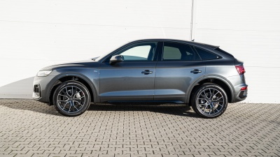 AUDI Q5 Sportback 2.0 TDI Quattro Sport Edition (pohľad spredu)