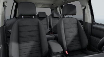 VW Touran 1.5 TSI Limited (pohľad do interiéru)