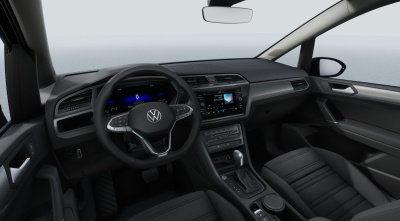 VW Touran 1.5 TSI Limited (pohľad do interiéru)