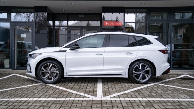 Škoda Enyaq 85x Sportline 4x4 (pohľad zboku)