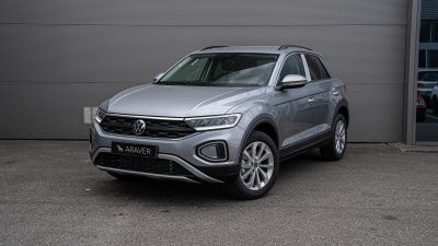VW T-Roc 1.5 TSI Limited (základný pohľad)