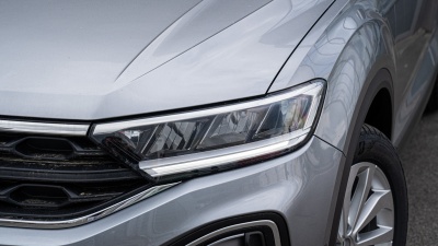 VW T-Roc 1.5 TSI Limited (pohľad do interiéru)