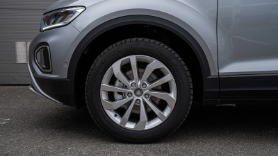 VW T-Roc 1.5 TSI Limited (pohľad do interiéru)