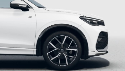 VW Tiguan 1.5 eTSI R-Line (pohľad do interiéru)