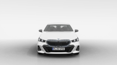 BMW i5 eDrive40 Sedan (pohľad do interiéru)