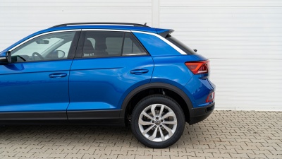 VW T-Roc 1.5 TSI Limited (pohľad do interiéru)