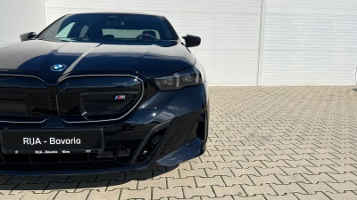 BMW i5 M60 xDrive Sedan