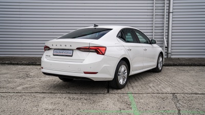 Škoda Octavia 2.0 TDI Ambition (pohľad spredu)