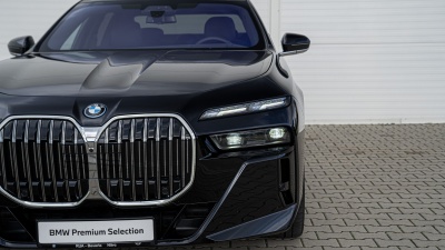 BMW 750e xDrive