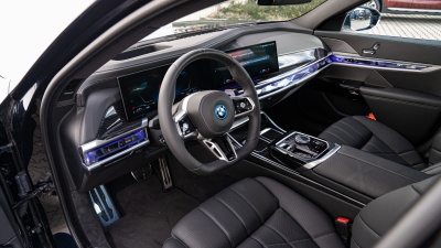 BMW 750e xDrive