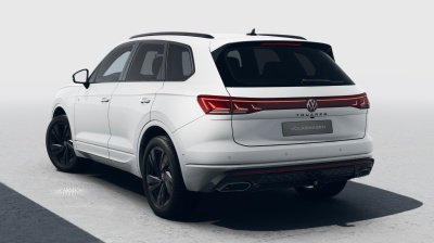 VW Touareg 3.0 TDI R-Line  (pohľad zozadu)