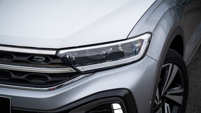 VW T-Roc 1.5 TSI R-Line Limited (pohľad do interiéru)