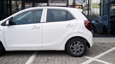 Kia Picanto 1.2 DPi Silver (pohľad do interiéru)