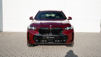 BMW X6 40d xDrive (pohľad do interiéru)