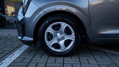 Kia Picanto 1.0 DPi AT5 Silver (pohľad do interiéru)