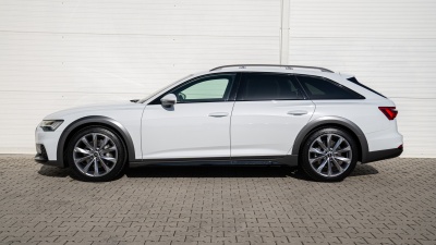 AUDI A6 Allroad 3.0 TDI Quattro (pohľad do interiéru)